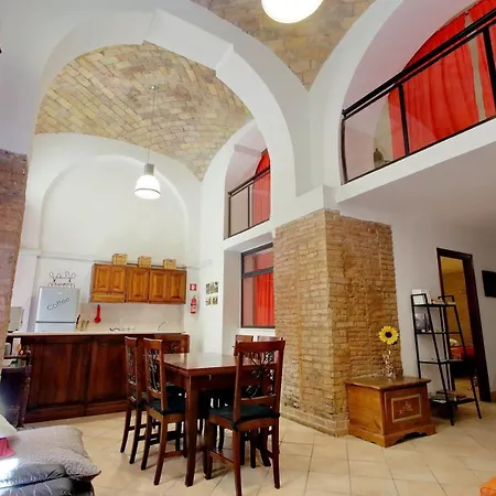 Lucky Holidays شقة روما