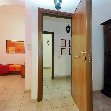 Lucky Holidays * روما